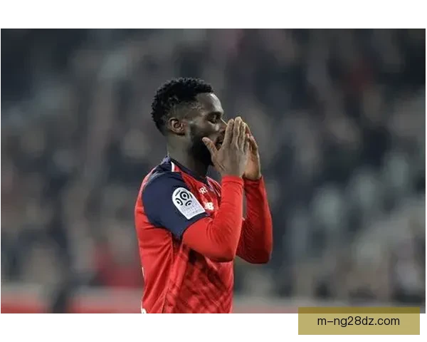 多特今夏签下考阿普拉特斯后卫